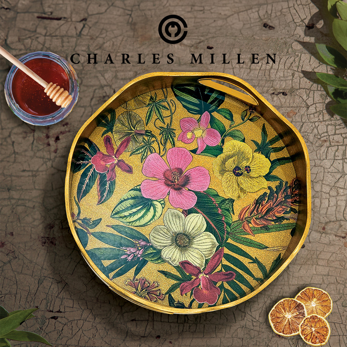 Vassa Round Serving Tray - (VOILÀ series)