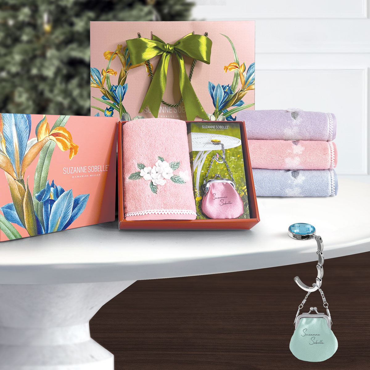 CHLOE Gift Set (Hand Towel with Handbag Holder)