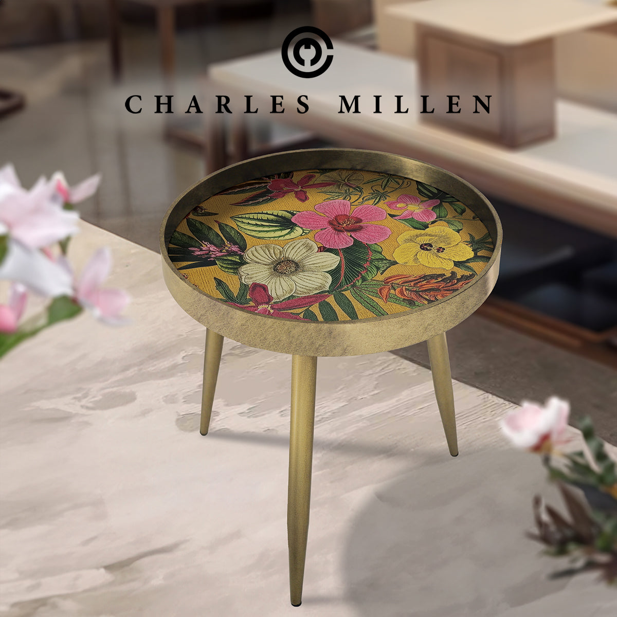 Vassa Round Accent Table  - (VOILÀ series)
