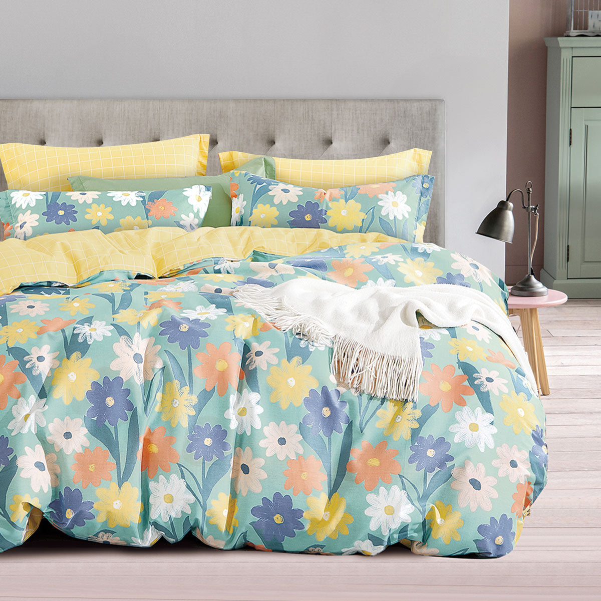 College Collection Bed Linen (The Gang) - TEYA