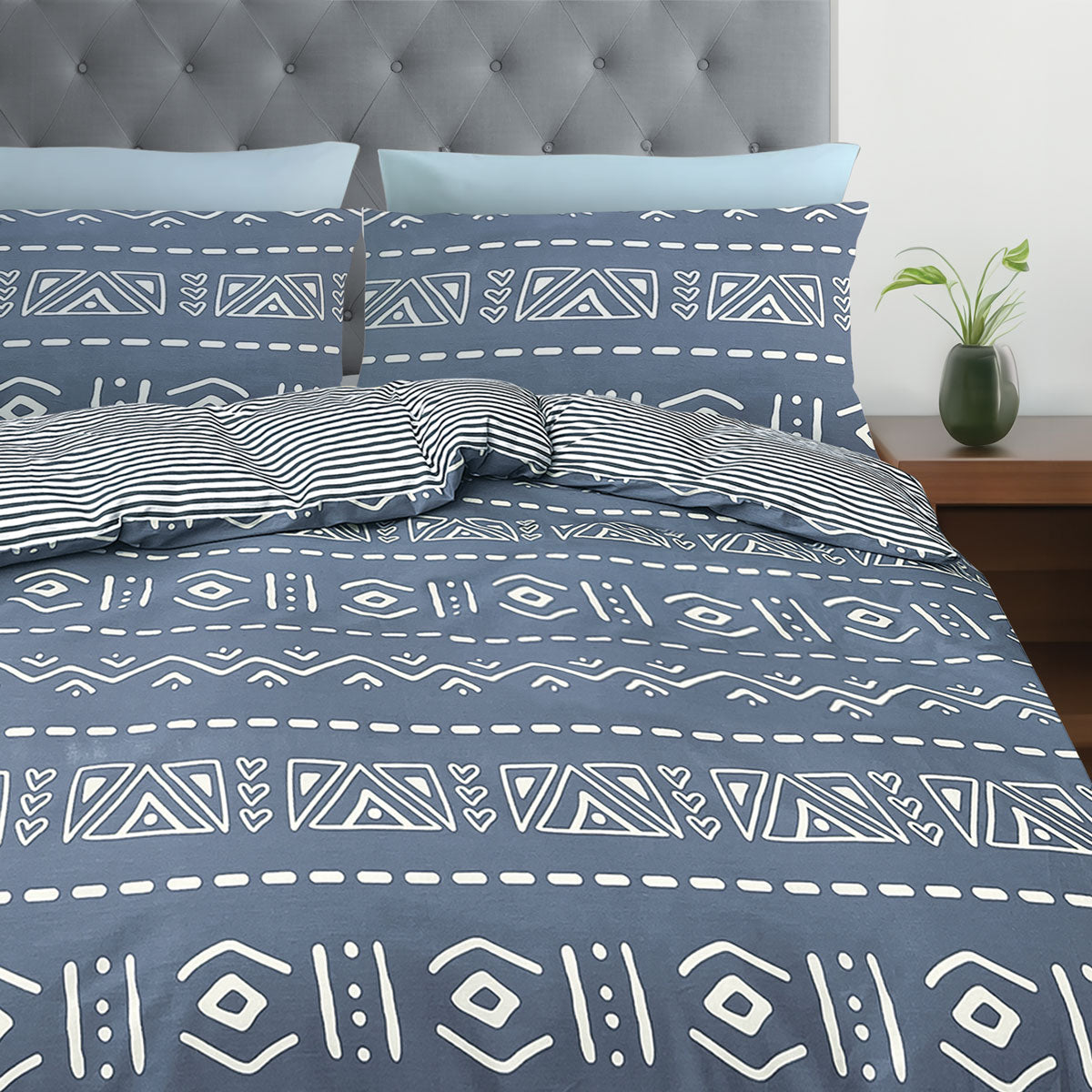 College Collection Bed Linen (The Gang) - KARL