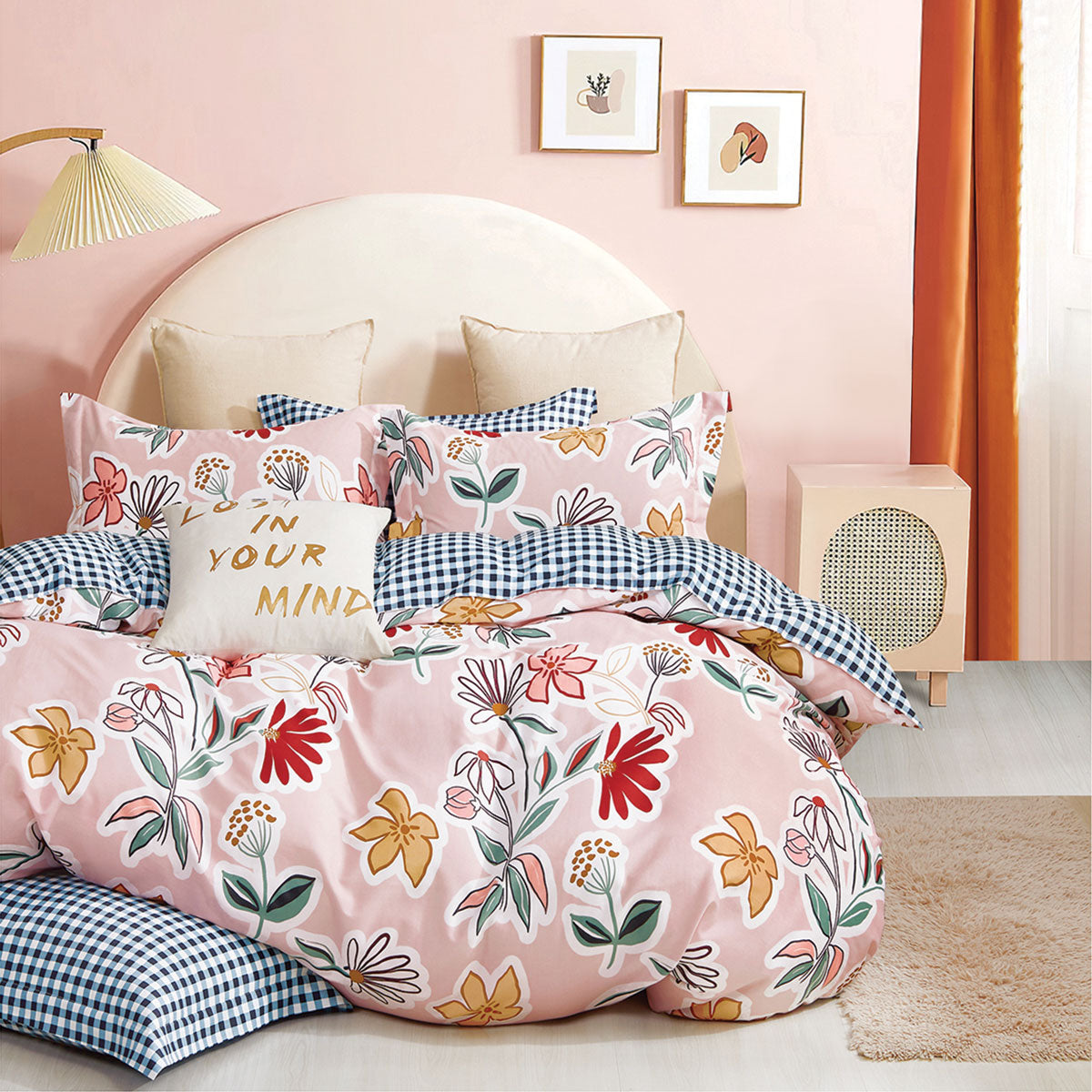 College Collection Bed Linen (The Gang) - LARA